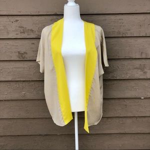 ☀️☀️☀️ 4/$20 I LOVE H81 silky kimono jacket!